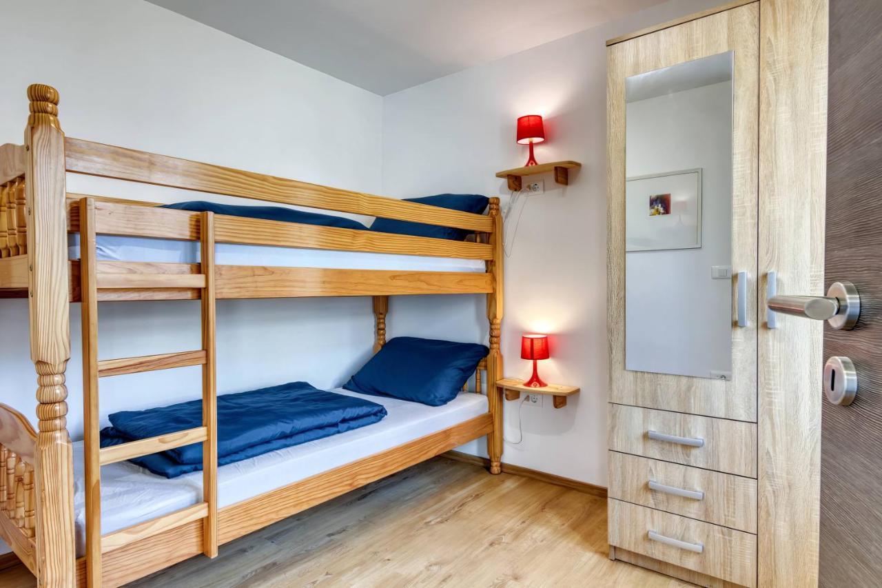 Holiday House "Laurus Garden" With Private Parking Medulin Exterior foto