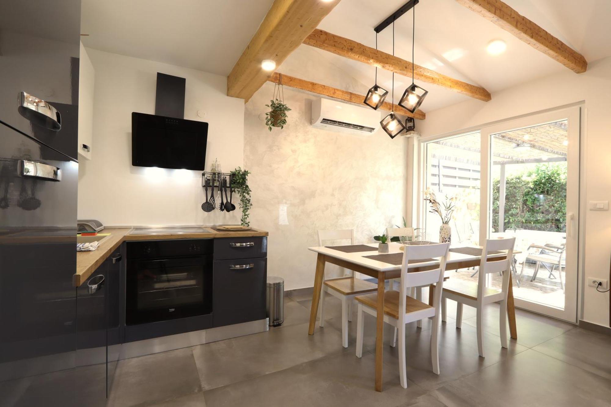 Holiday House "Laurus Garden" With Private Parking Medulin Exterior foto
